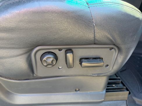 Used 1999 Chevrolet Silverado 2500 4x4 Extended Cab image 13