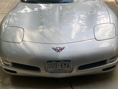 Used 2000 Chevrolet Corvette Convertible w/ Memory Pkg image 6