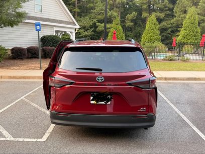 Used 2024 Toyota Sienna XLE