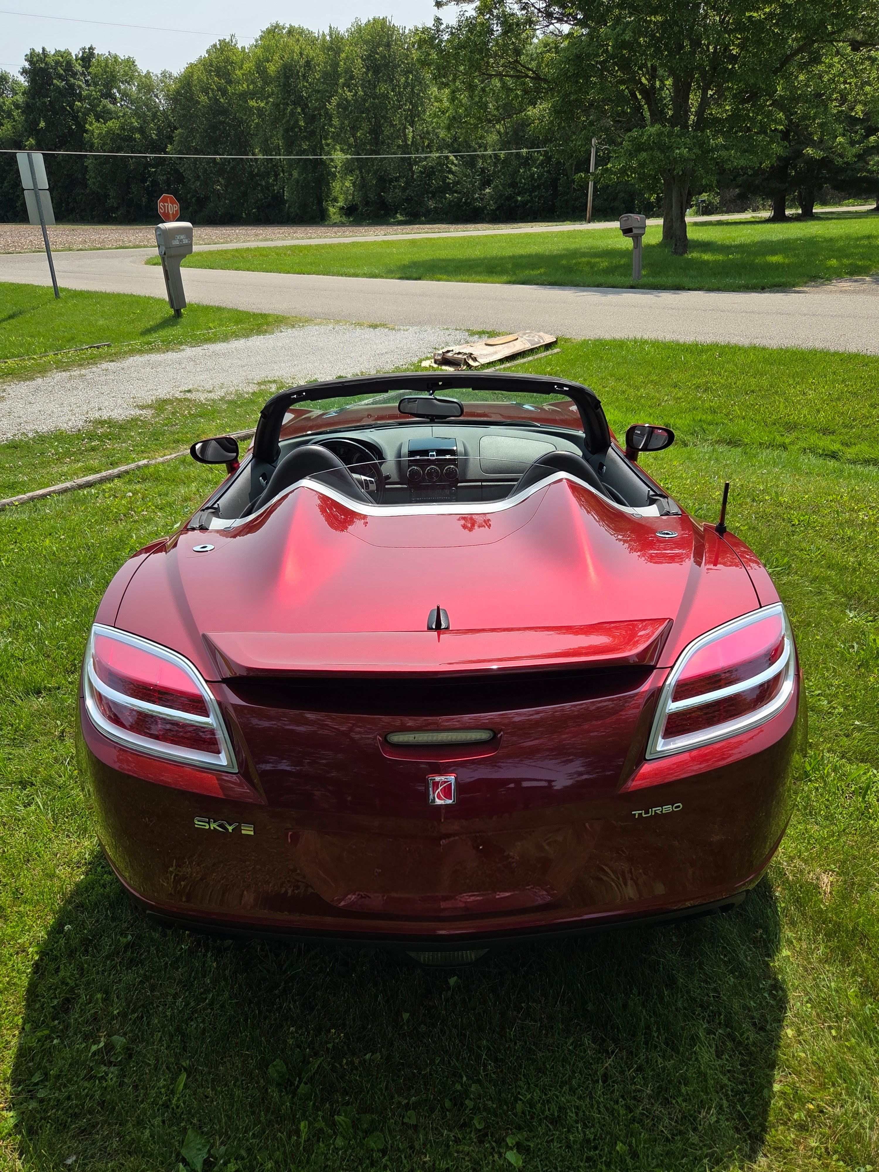 Used 2009 Saturn Sky Red Line RWD image 16