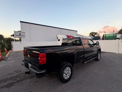 Used 2019 Chevrolet Silverado 3500 LTZ AWD/4WD image 12