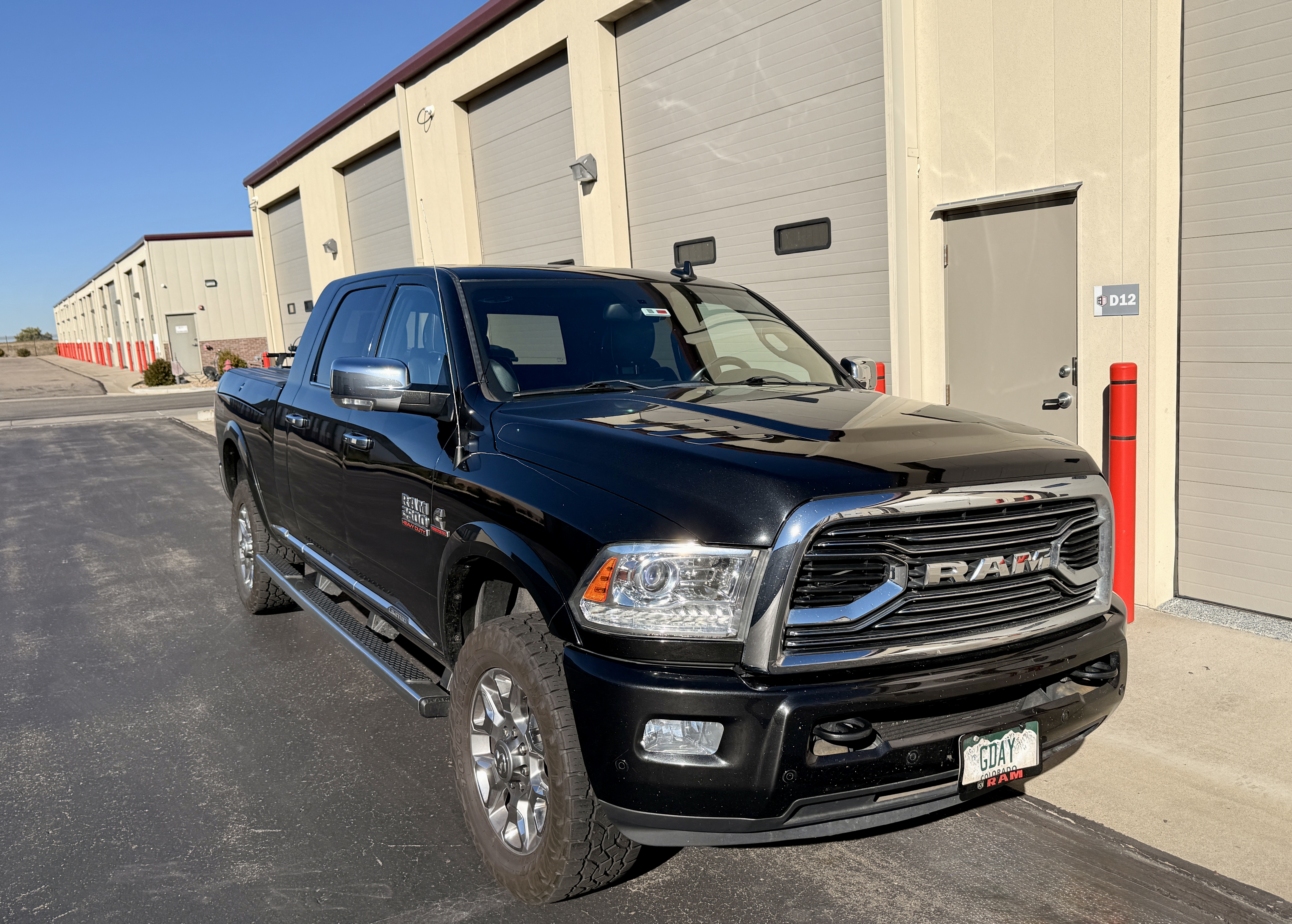 Used 2017 RAM 2500 Limited AWD/4WD image 2