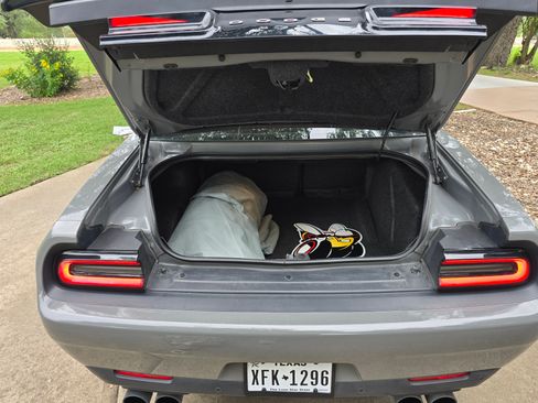 Used 2019 Dodge Challenger R/T Scat Pack image 14