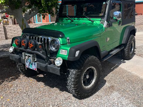 Used 2004 Jeep Wrangler 4WD image 5