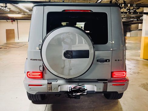 Used 2025 Mercedes-Benz G 63 AMG 4MATIC image 9