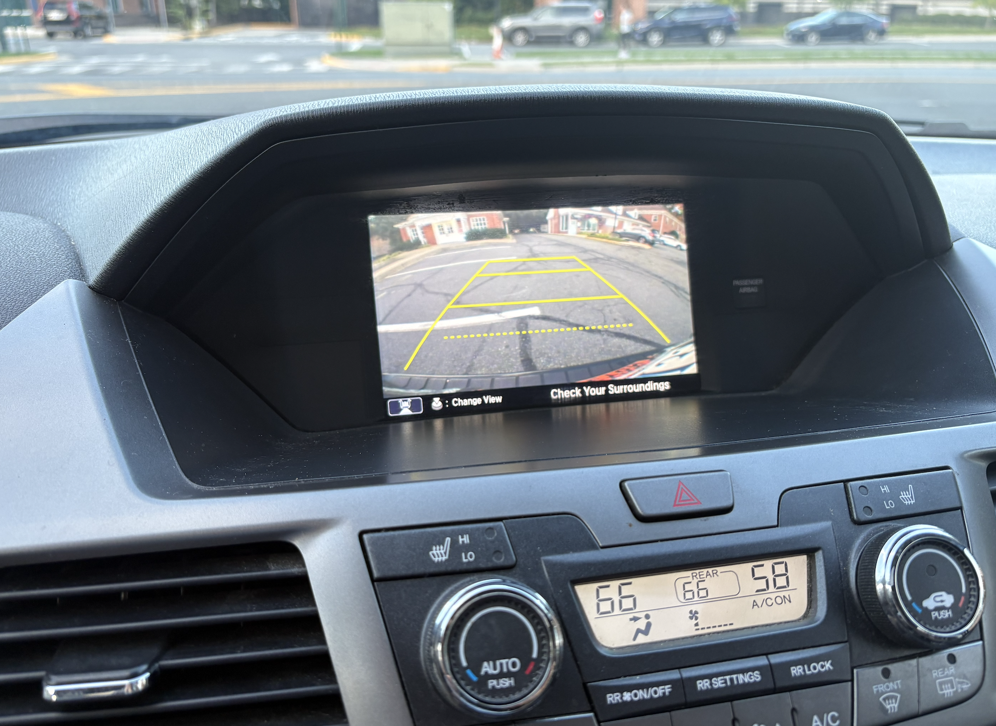 Used 2016 Honda Odyssey Touring image 8