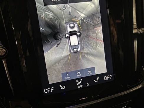 Used 2018 Volvo S90 T6 Inscription image 23