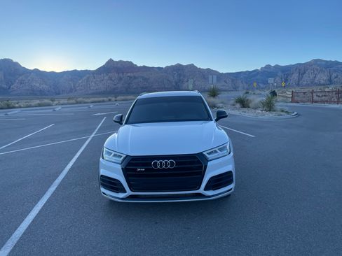 Used 2020 Audi SQ5 Premium Plus w/ Premium Plus Package AWD/4WD image 5
