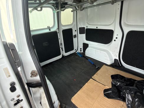 Used 2015 Nissan NV200 SV w/ Technology Package image 10