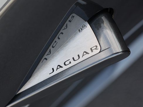 Used 2016 Jaguar F-TYPE R AWD/4WD image 24