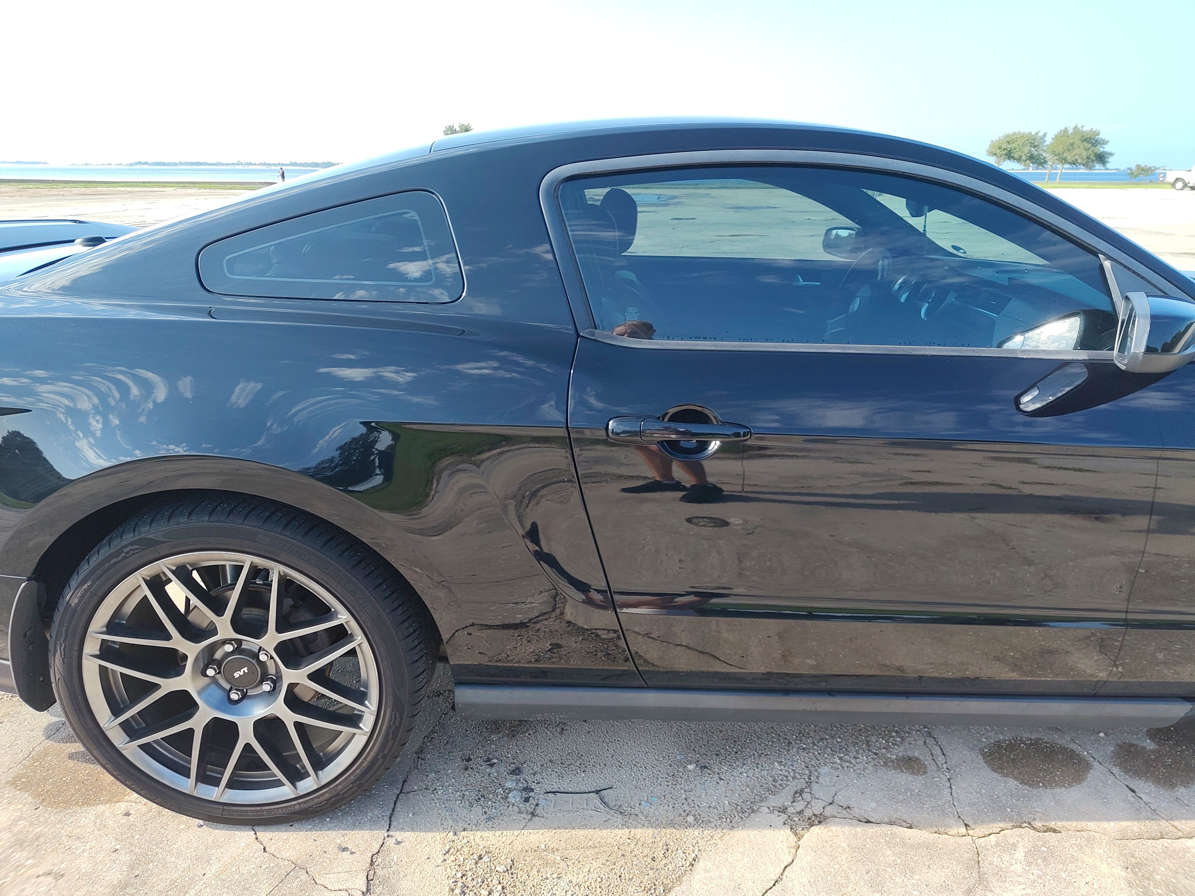 Used 2012 Ford Mustang Shelby GT500 w/ SVT Performance Pkg RWD image 21