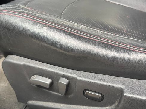 Used 2010 Nissan Rogue SL w/ Premium Pkg image 16