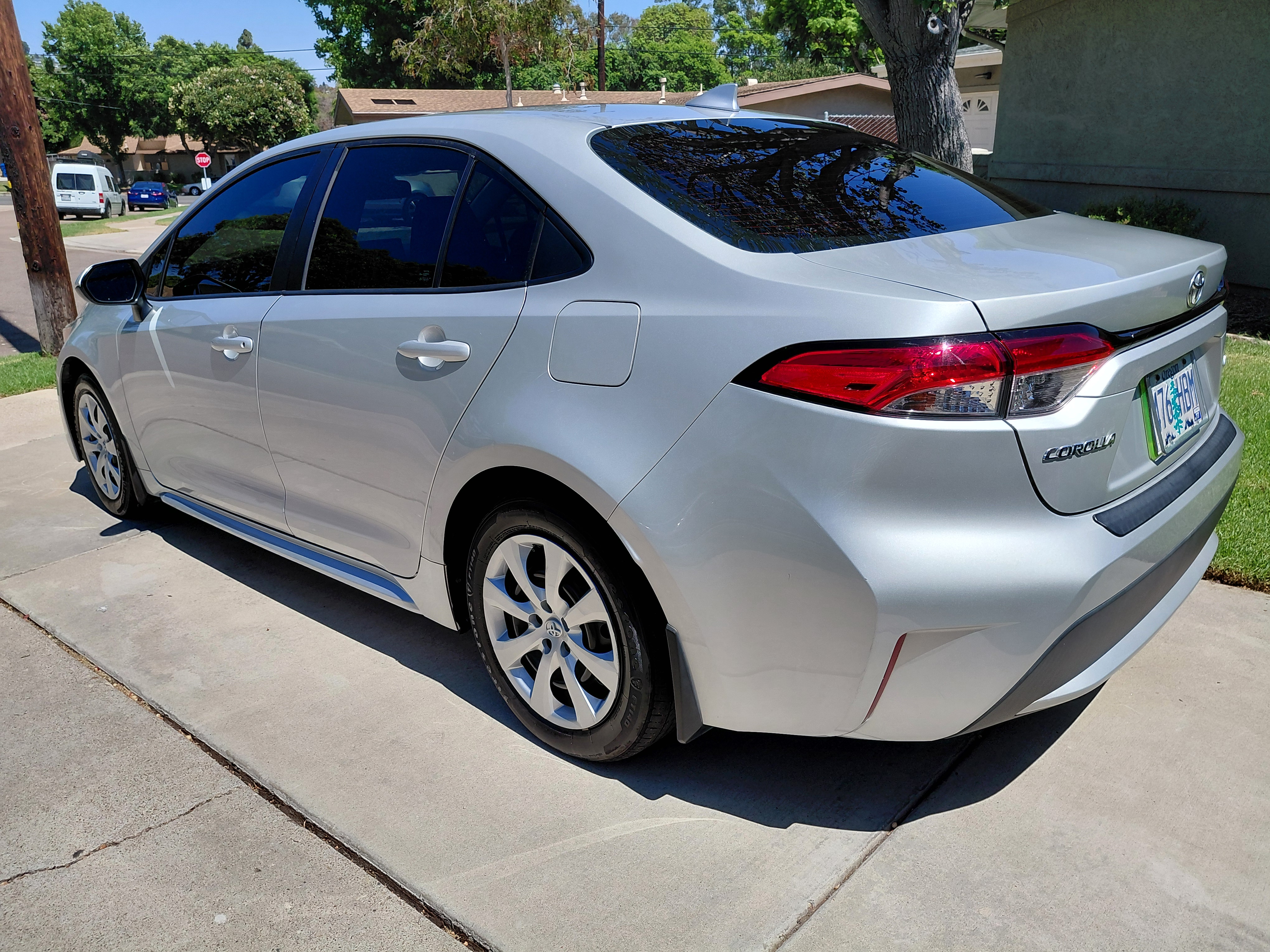Used 2022 Toyota Corolla LE FWD image 5