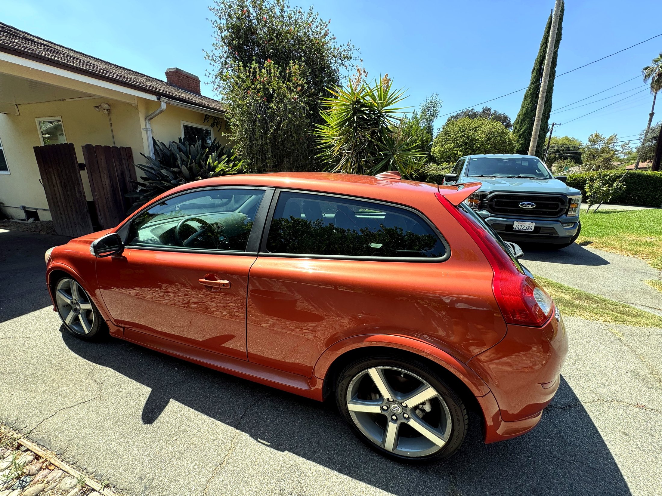 Used 2012 Volvo C30 FWD image 12