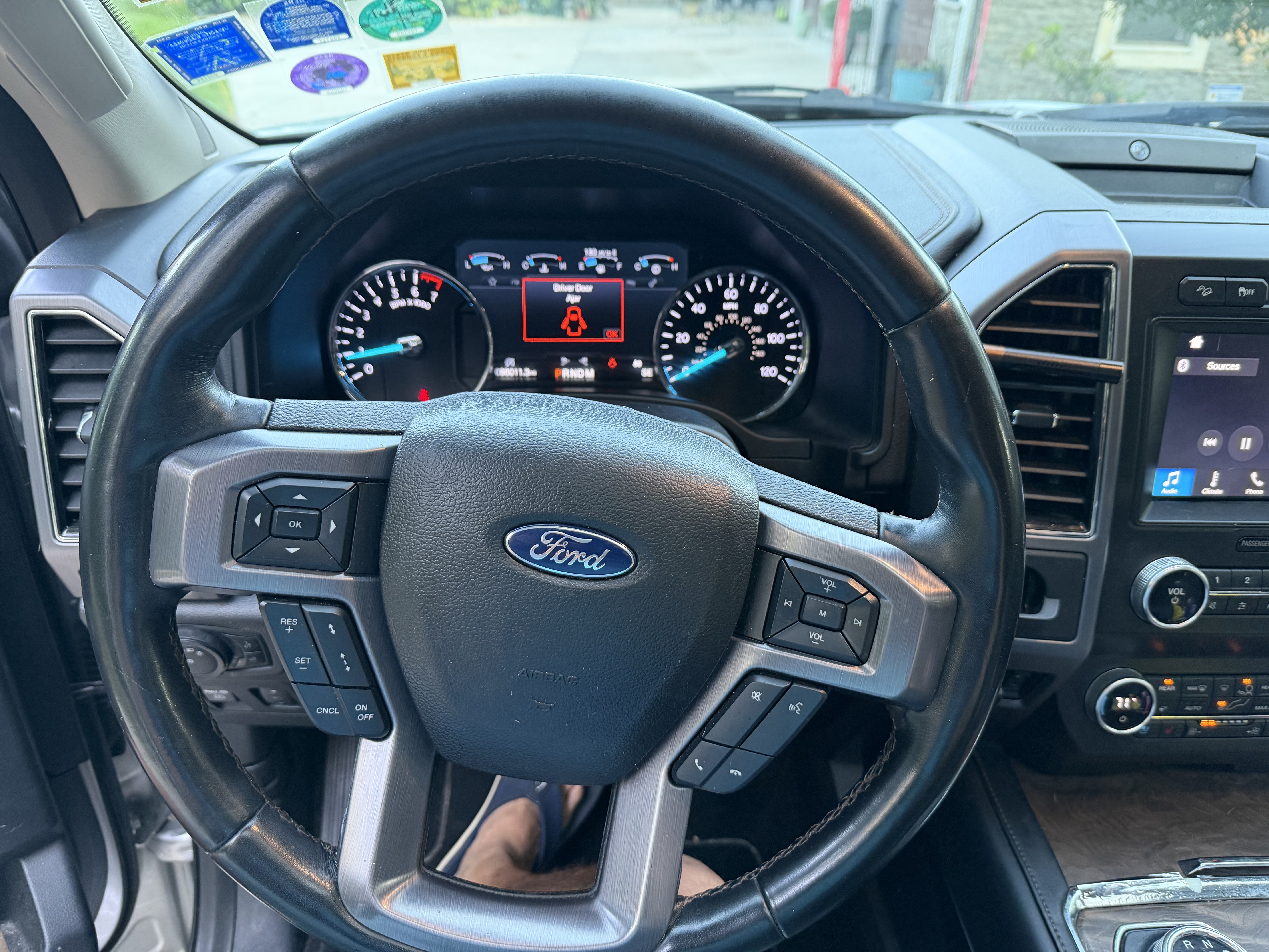 Used 2019 Ford Expedition Max Platinum AWD/4WD image 27