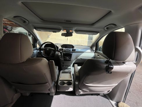 Used 2016 Honda Odyssey EX-L image 6