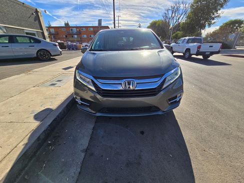 Used 2018 Honda Odyssey Elite image 10