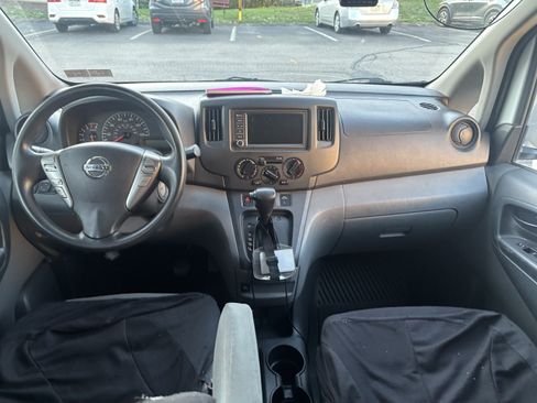 Used 2021 Nissan NV200 SV image 18