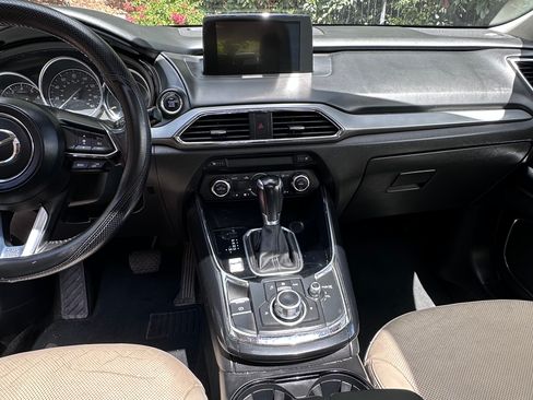 Used 2018 MAZDA CX-9 Touring w/ Touring Premium Package AWD/4WD image 16
