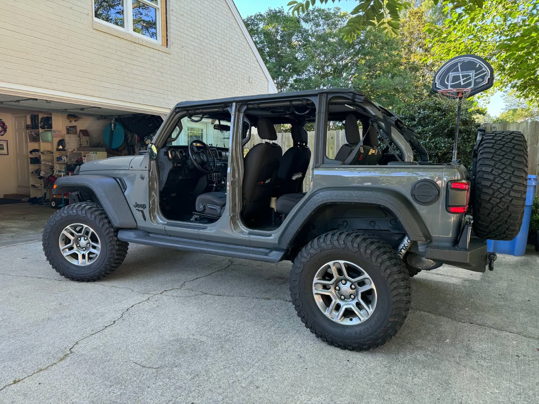 Used 2020 Jeep Wrangler Unlimited Sport S AWD/4WD image 6