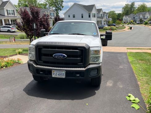 Used 2011 Ford F250 XL AWD/4WD image 6