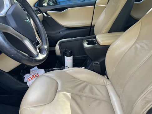 Used 2014 Tesla Model S 60 image 11