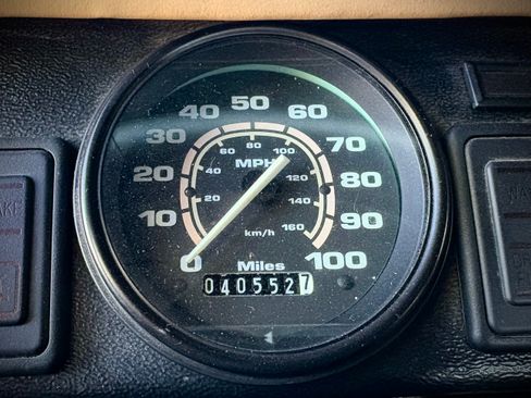 Used 1997 HUMMER H1 4-Door Open Top AWD/4WD image 29