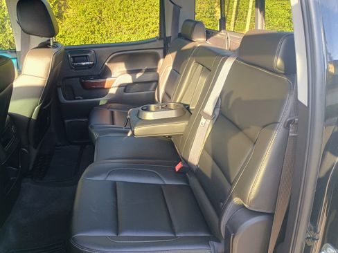 Used 2015 GMC Sierra 1500 SLT w/ SLT Crew Cab Value Package image 19