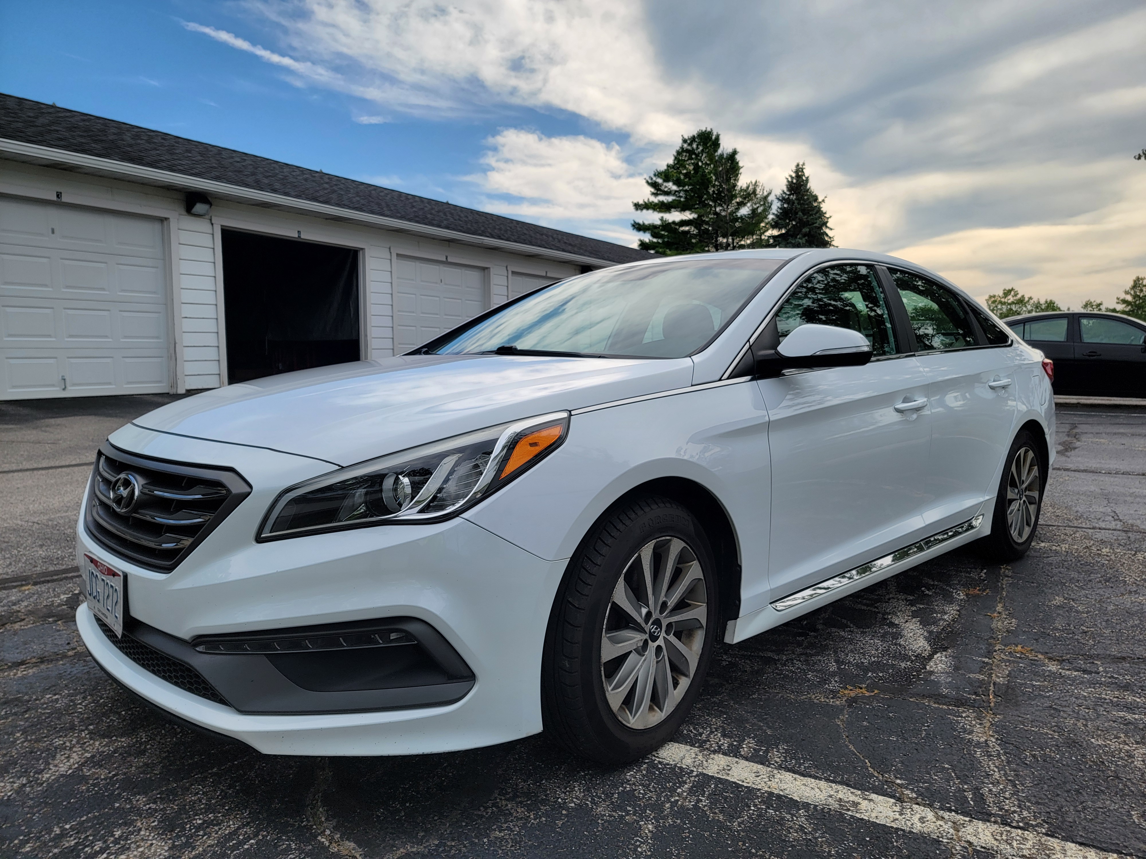 Used 2016 Hyundai Sonata Sport FWD image 1