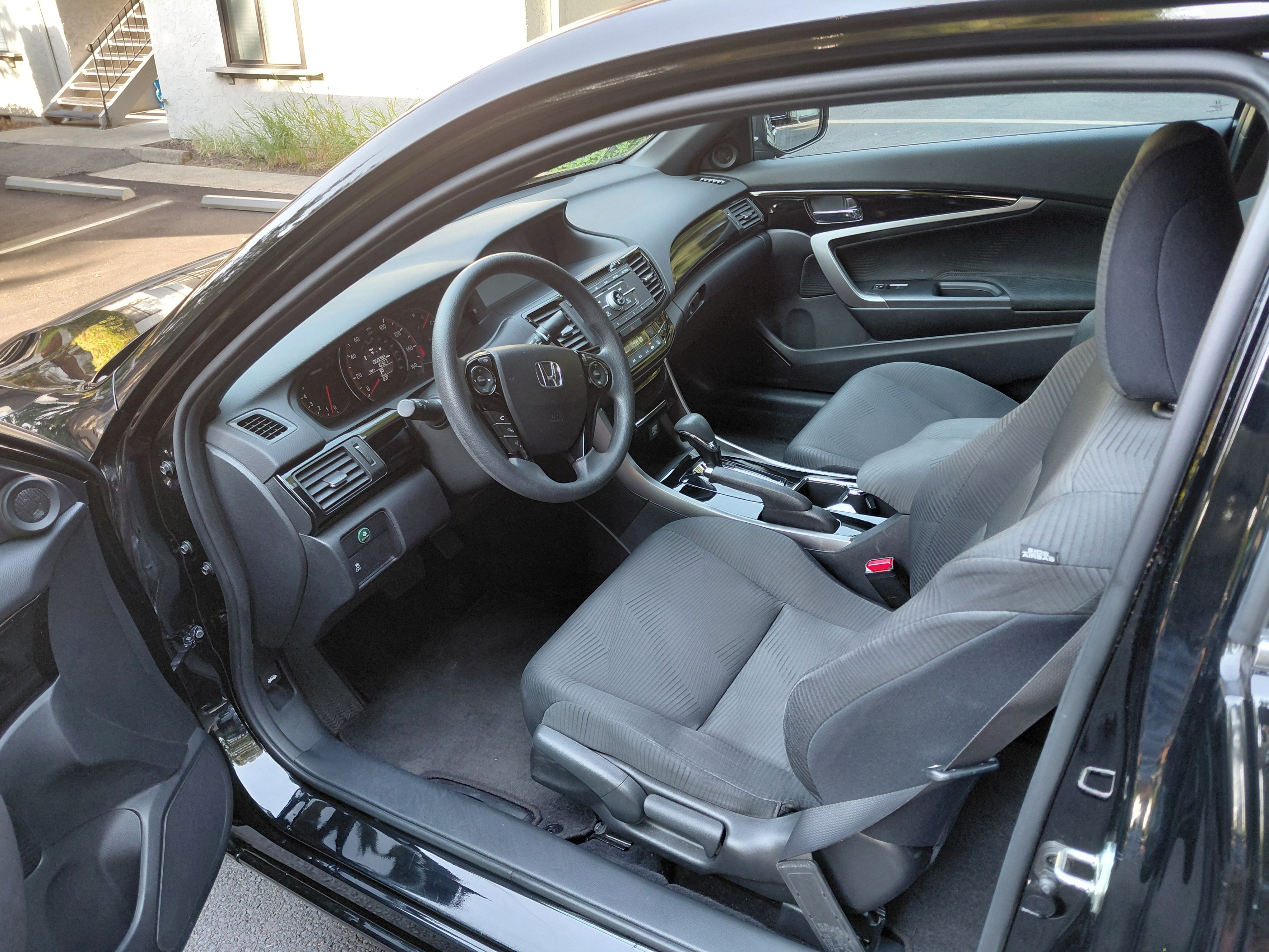 Used 2017 Honda Accord LX-S image 9