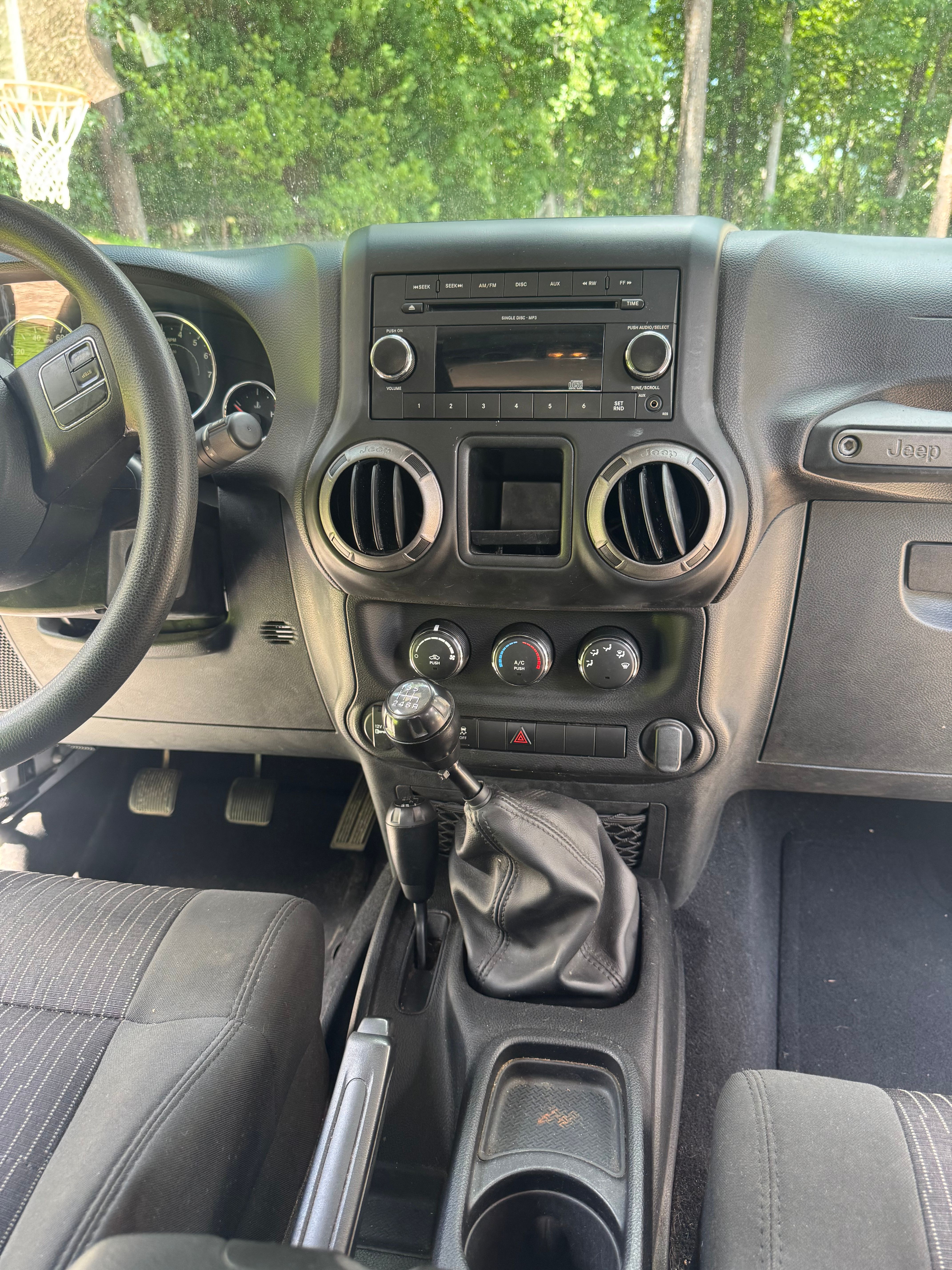 Used 2011 Jeep Wrangler Sport AWD/4WD image 13