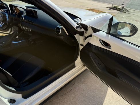 Used 2024 MAZDA MX-5 Miata RF Grand Touring image 5