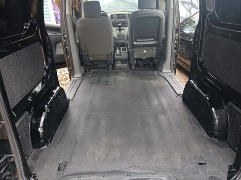 Used 2021 Nissan NV200 SV w/ Sliding Door Glass Package image 8