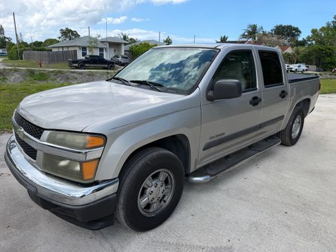 Used 2005 Chevrolet Colorado LS RWD image 9