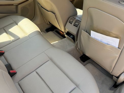 Used 2013 Mercedes-Benz E 350 Sedan image 2