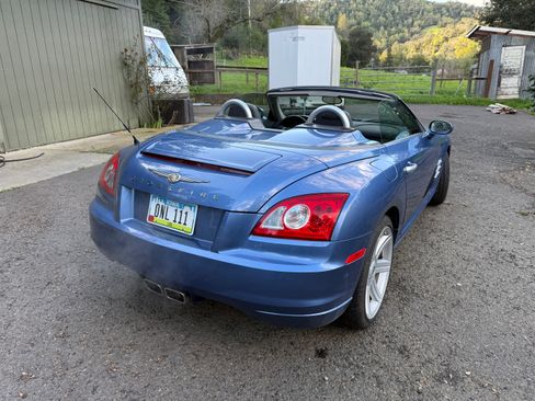 Used 2005 Chrysler Crossfire Limited image 6