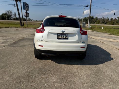 Used 2013 Nissan Juke SV image 4