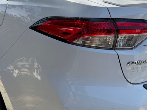 Used 2020 Toyota Corolla SE w/ Carpet Mat Package (TMS) FWD image 15