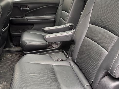Used 2019 Honda Pilot Elite image 11