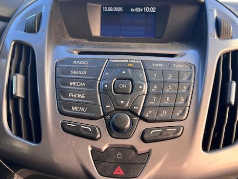 Used 2015 Ford Transit Connect XLT image 17