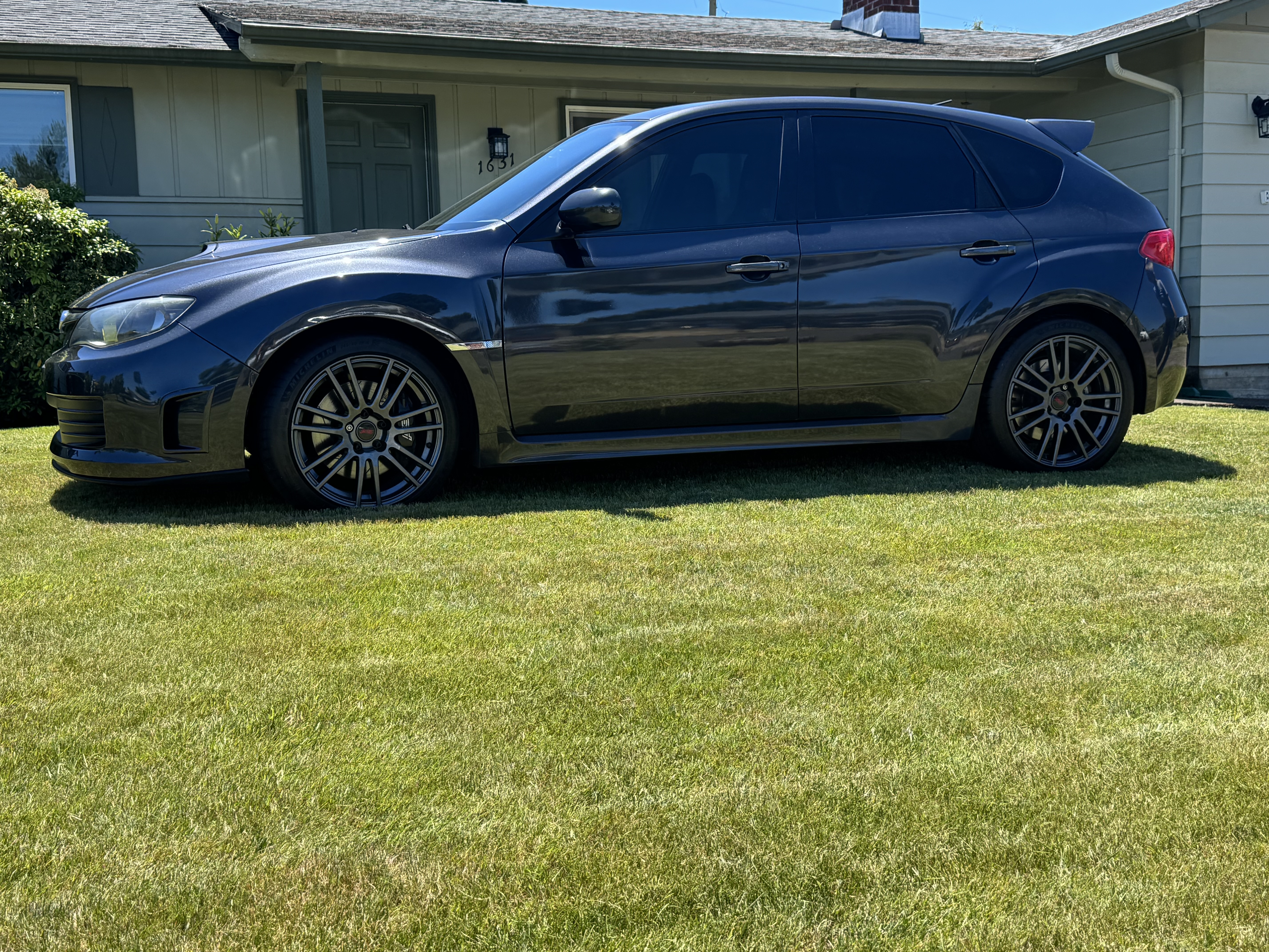 Used 2010 Subaru Impreza WRX STI AWD/4WD image 13