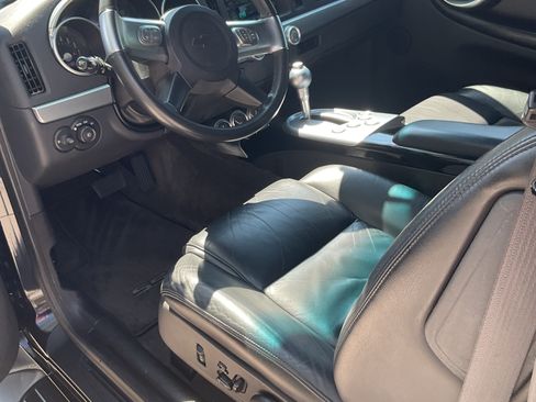 Used 2005 Chevrolet SSR w/ Preferred Equipment Group image 6