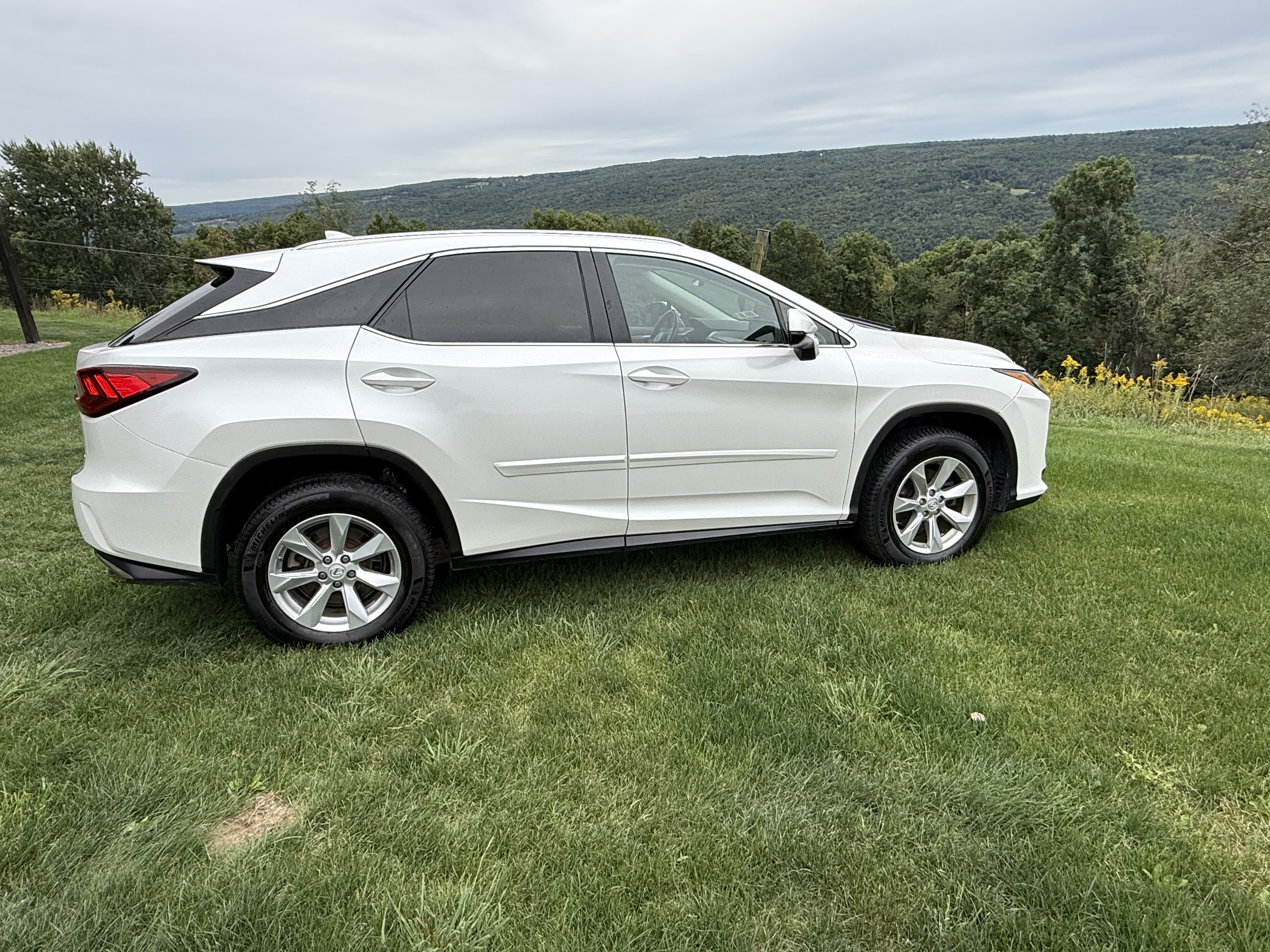 Used 2016 Lexus RX 350 AWD w/ Premium Package image 10