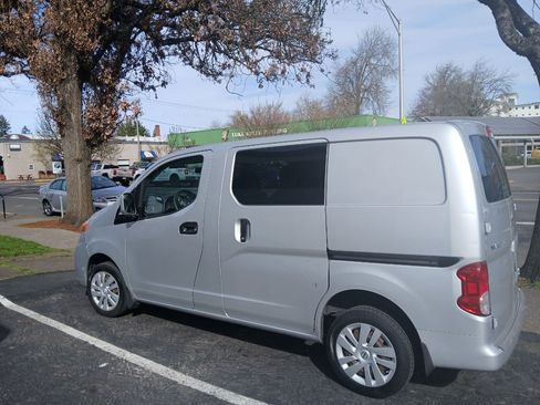 Used 2017 Nissan NV200 SV w/ Technology Package image 6