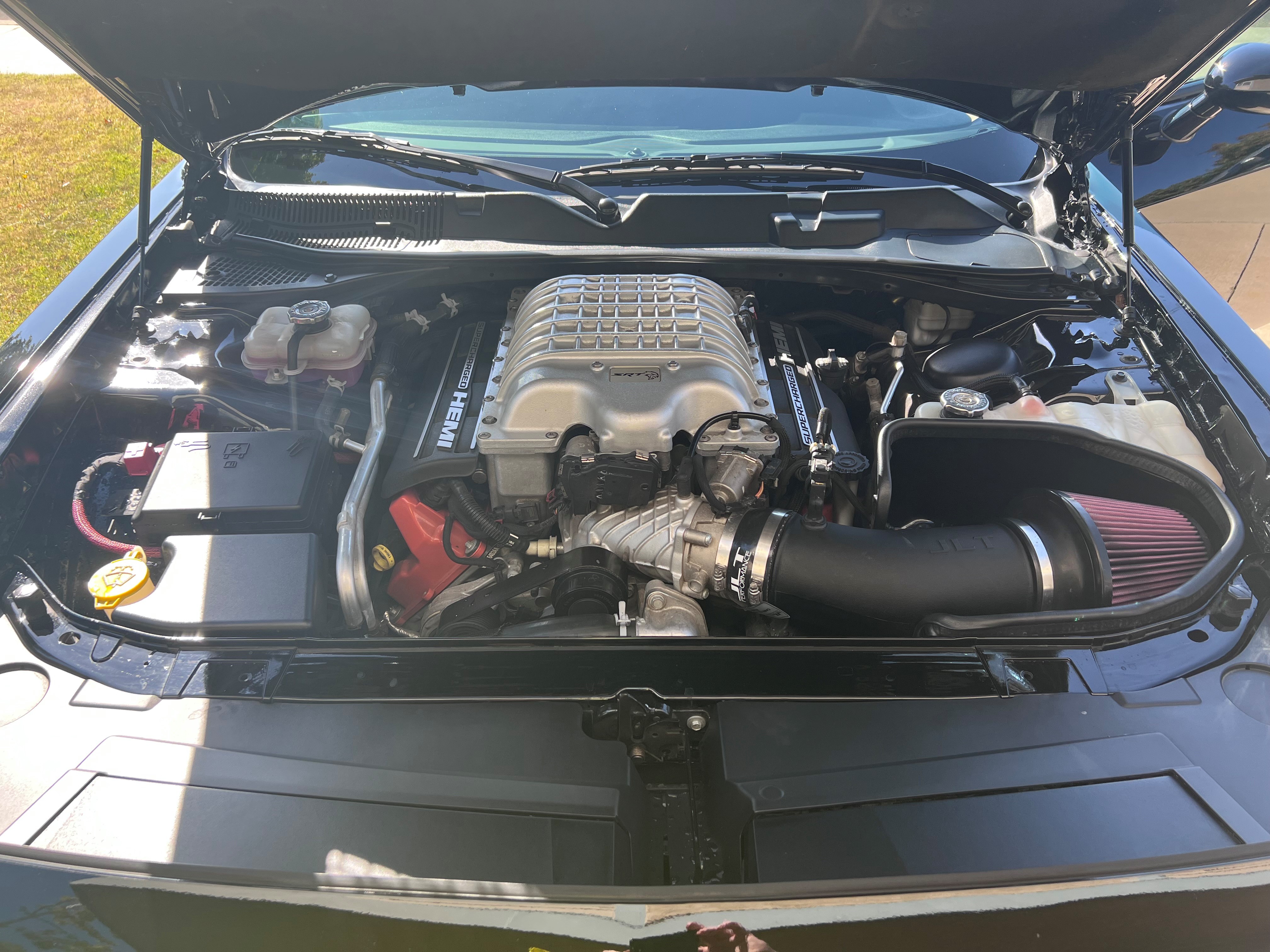 Used 2015 Dodge Challenger SRT Hellcat RWD image 22