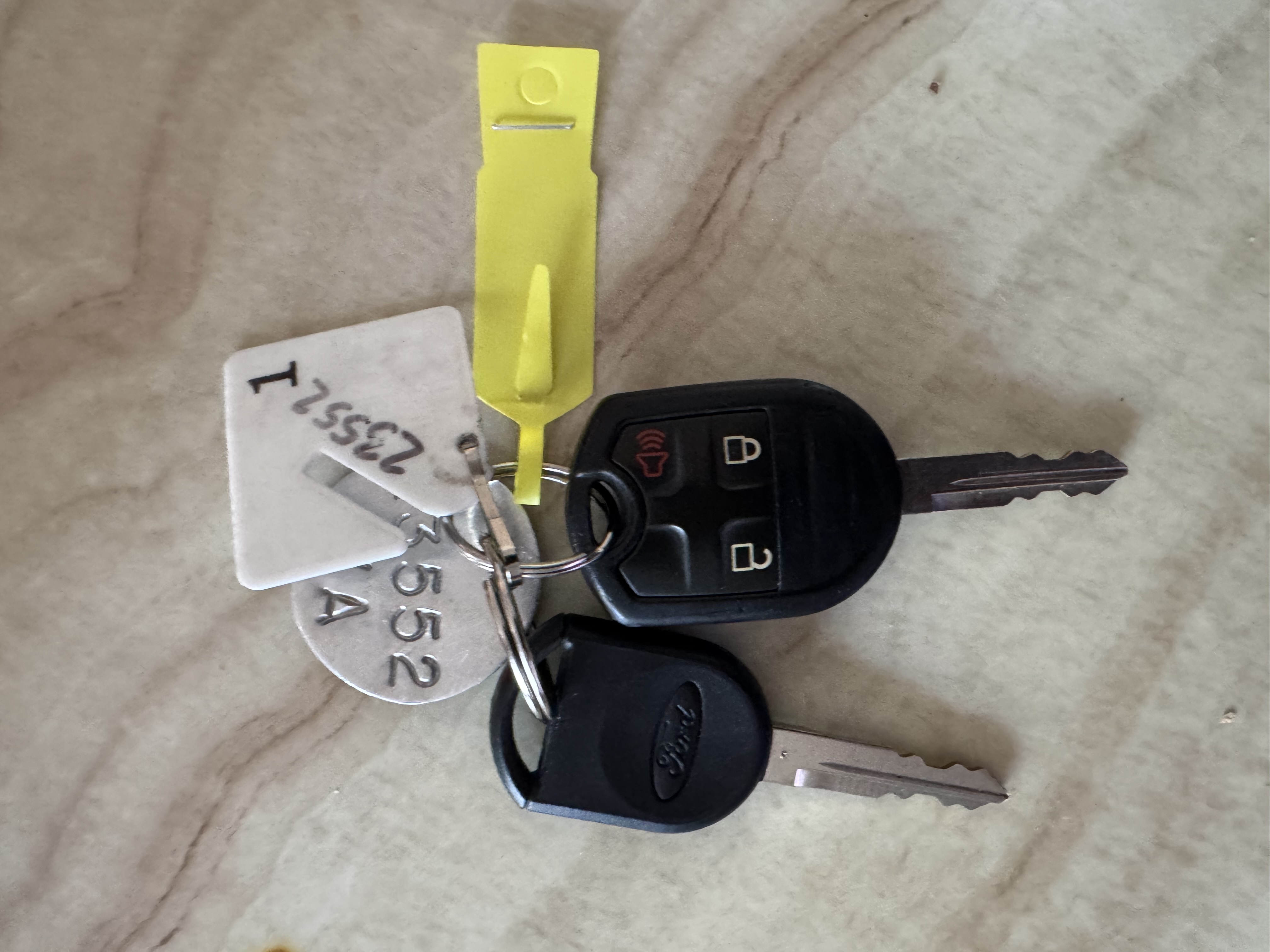 Used 2014 Ford Explorer XLT AWD/4WD image 23