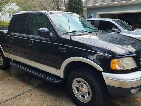 Used 2001 Ford F150 4x4 SuperCrew image 12