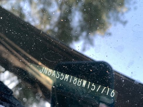 Used 2011 Nissan Rogue S image 13