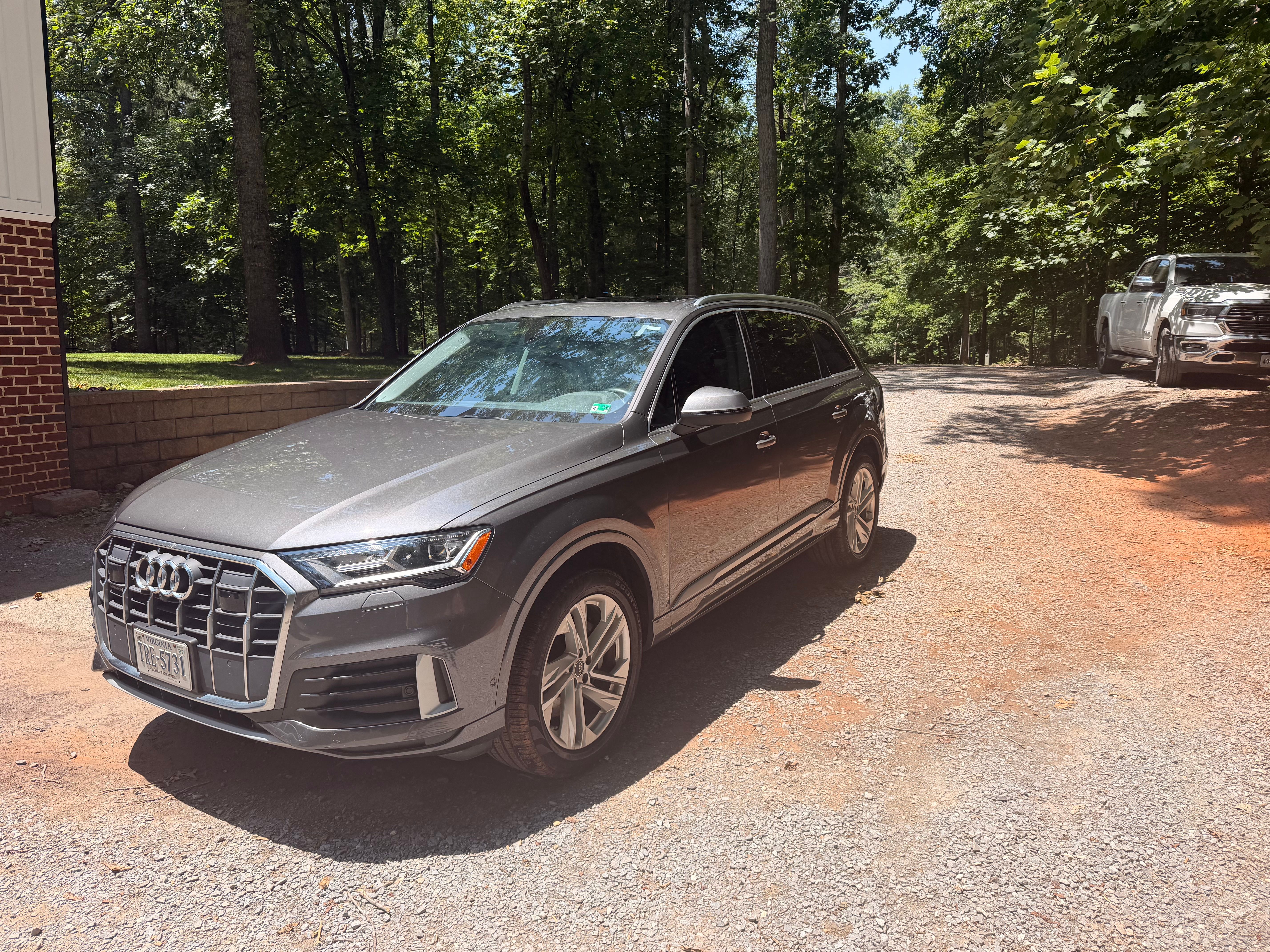 Used 2023 Audi Q7 2.0T Premium w/ Convenience Package AWD/4WD image 2