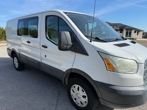 Used 2015 Ford Transit 250 130 Low Roof w/ Exterior Upgrade Package image 1